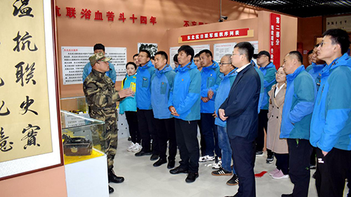 公司北景區(qū)運(yùn)營黨支部“奮斗百年路 啟航新征程--學(xué)黨史、悟思想、辦實(shí)事、開新局”寒蔥嶺密營遺址愛國主義教育實(shí)地考察主題黨日活動(dòng)